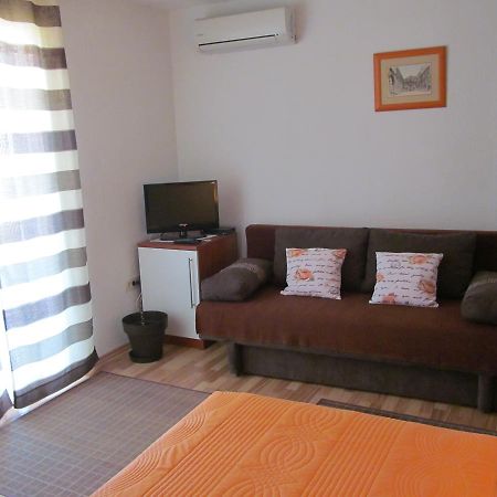 Apartment Danese Promajna Esterno foto